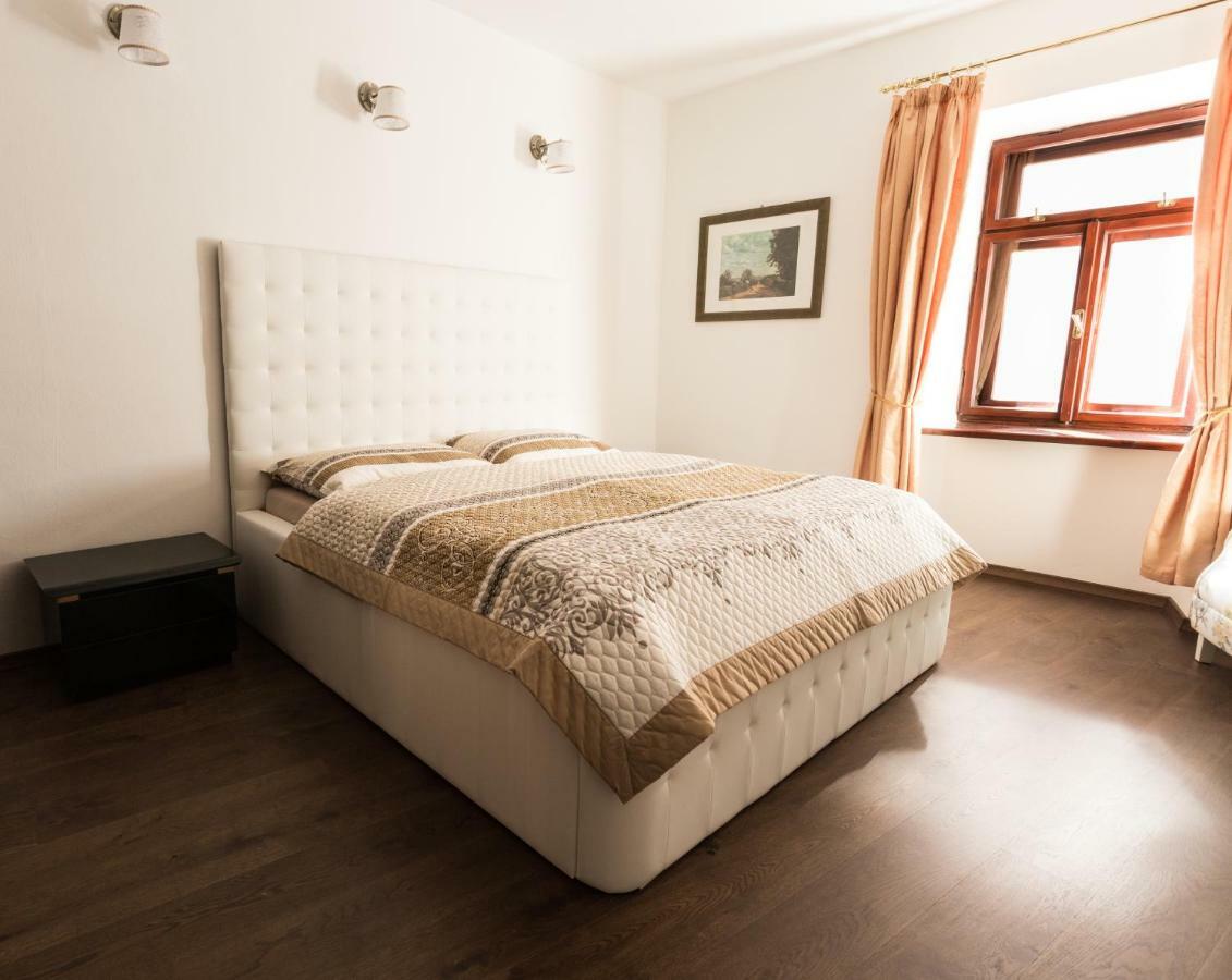 Apartman Pri Lyceu Banská Štiavnica Extérieur photo